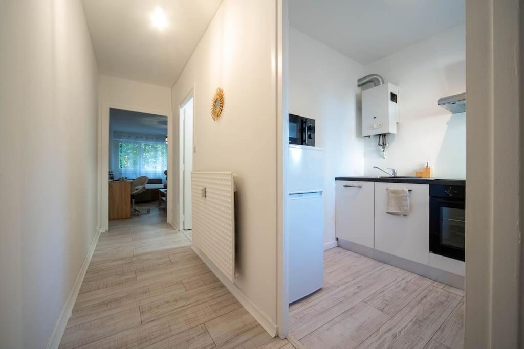 Le Studio Tropical Chalon-sur-Saone Luaran gambar